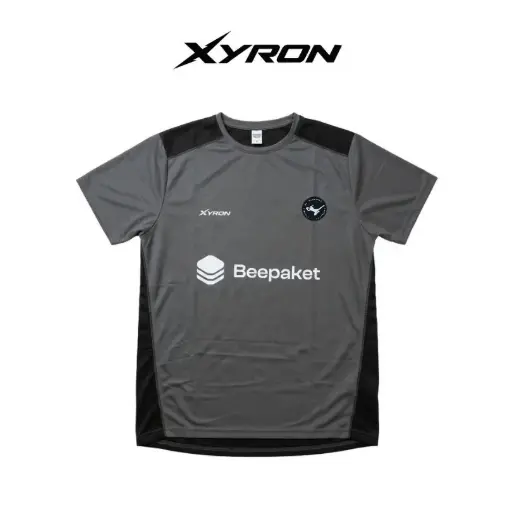 Camiseta negra XYRON